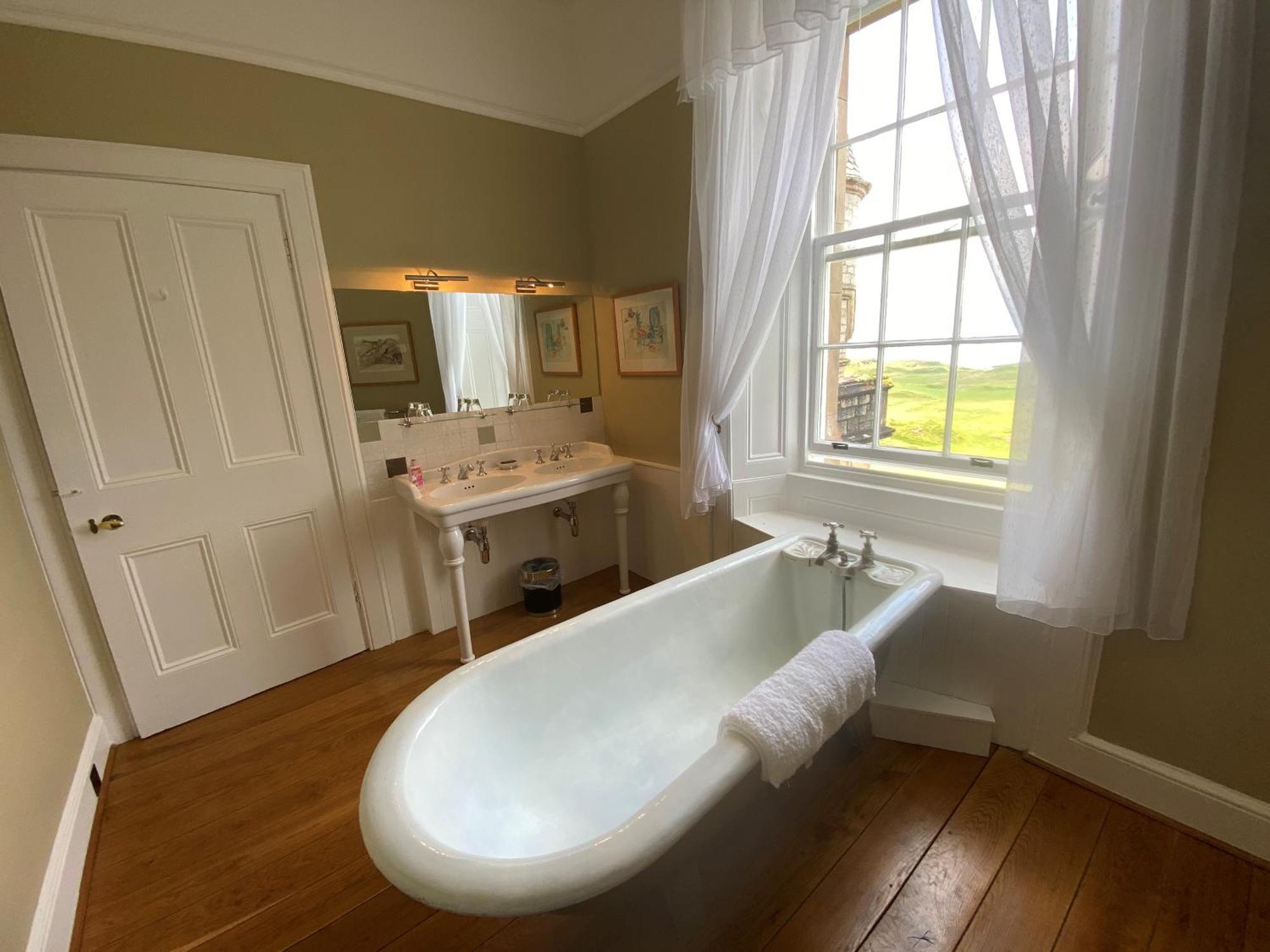 Bed and Breakfast Glengorm Castle Tobermory Exteriér fotografie